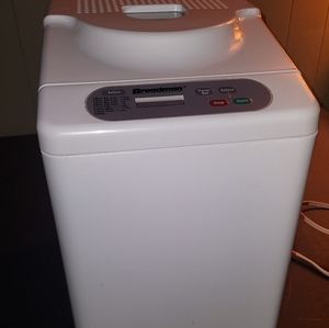 Breadman TR441 Bread Maker